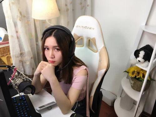 娱乐吃瓜酱主播